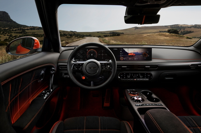 제네시스, 프랑스서 'GV60 마그마' 공개