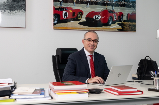 페라리 “차세대 모델에 삼성디스플레이 첨단 OLED 패널 채택”