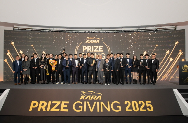 이창욱, KARA '올해의 드라이버상' 수상…올해의 팀은 금호 SLM