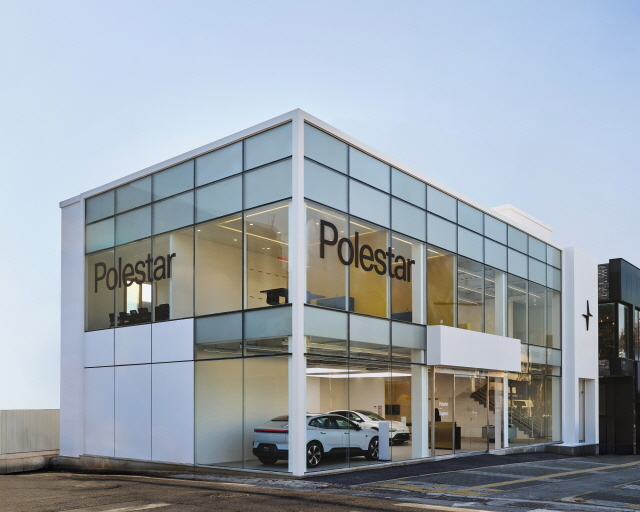 폴스타코리아, '스페이스 대전' 오픈